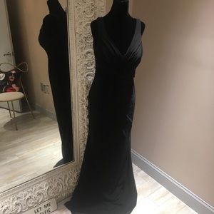 Black Ruched Jersey Colette by Mon Cheri V neck 10